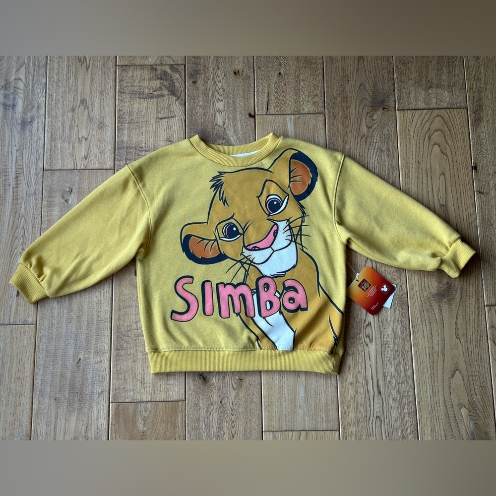 NEW Disney The Lion King Simba Crewneck Sweatshirt Unisex size 3T